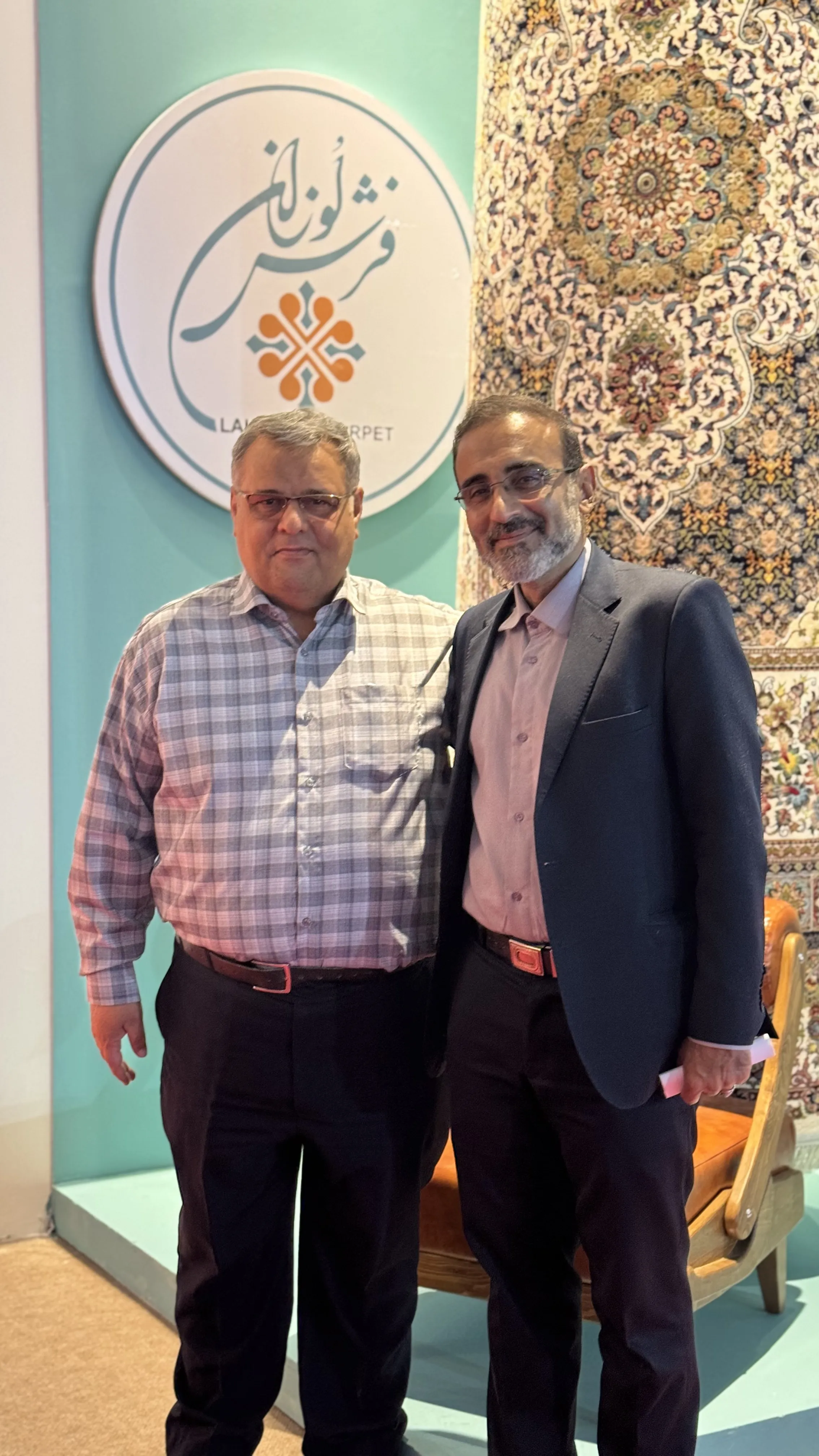 مدیر عامل کارخانه فرش لوزان